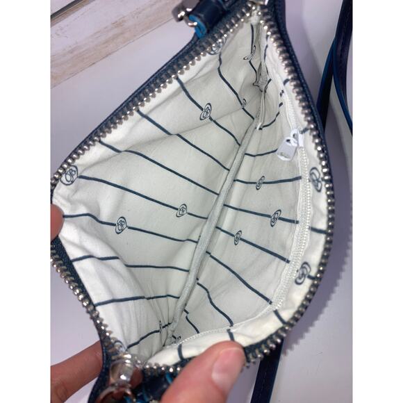 BRIGHTON SMALL BLUE CROSSBODY WITH HEART - Picture 8 of 10